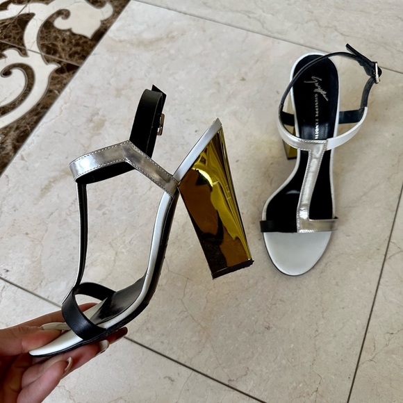 Giuseppe Zanotti Metallic Color Contrasting Black White Gold Sandals Heels 37 - Picture 5 of 7
